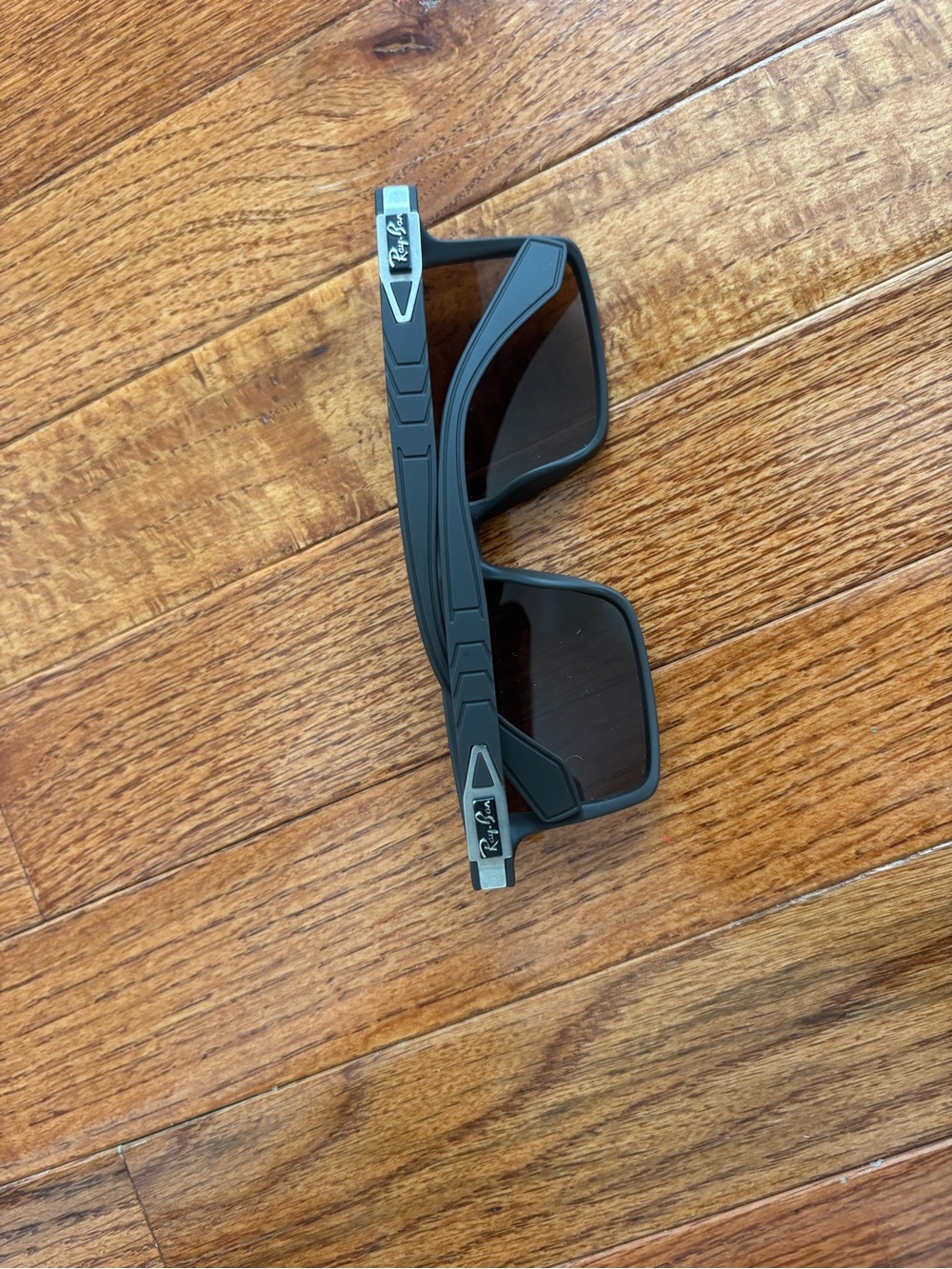 Ray-Ban Men’s Black Rectangular Sunglasses with Dark Lenses